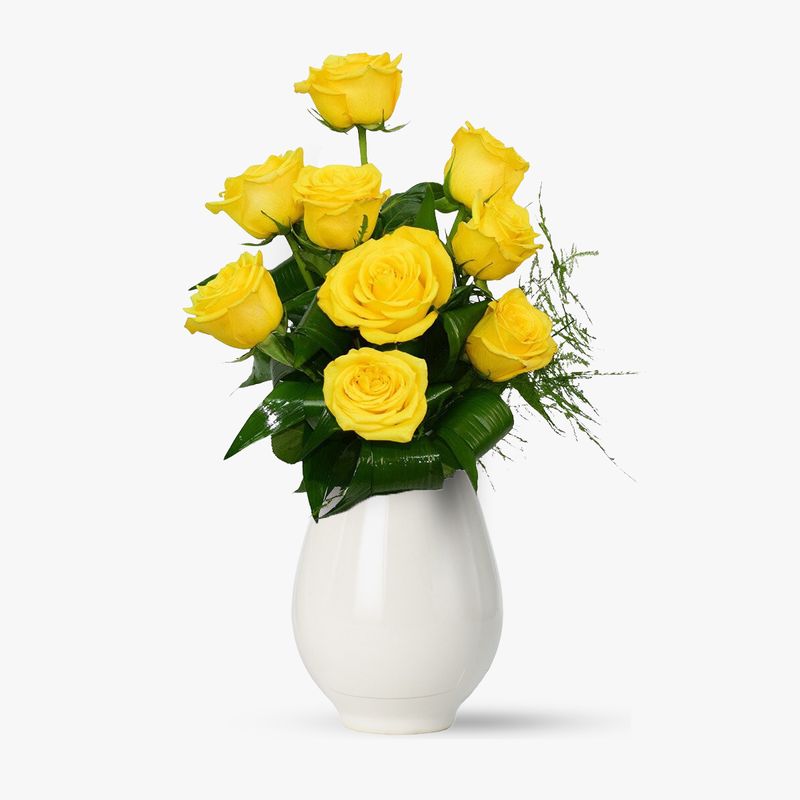 Buchet-de-9-trandafiri-galbeni