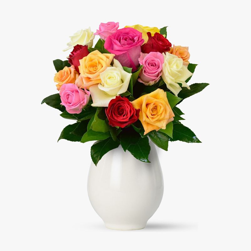 Buchet-de-15-trandafiri-multicolori