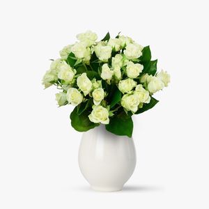 Bouquet of 9 white mini roses