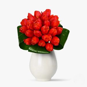 Bouquet of 25 red tulips