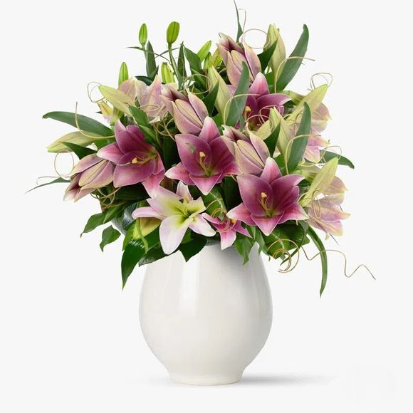 Bouquet of 35 pink imperial lilies