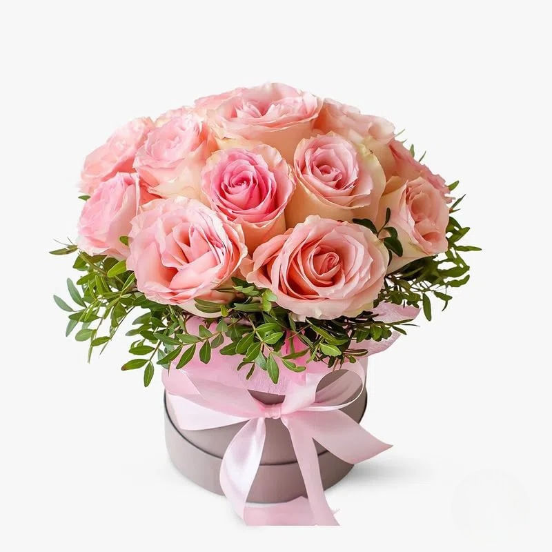 Cutie cu 19 trandafiri roz – Standard Cutie imagine 2022