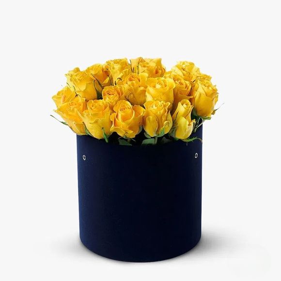 Box with yellow roses