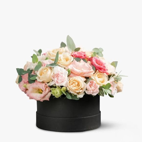 Simple - boxed arrangement