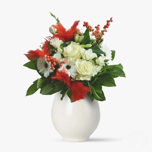 Bouquet of flowers with red feathers