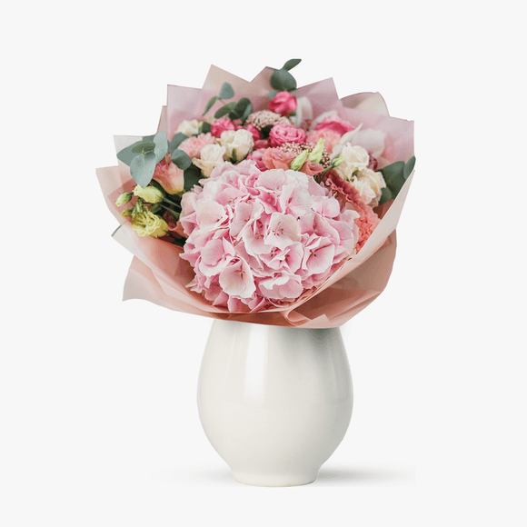 Pastel bouquet with hydrangea and ozoth