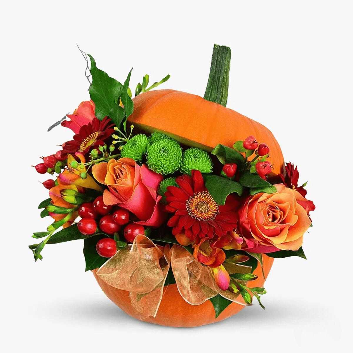 Aranjament floral cu trandafiri portocalii, germini rosii, frezii portocalii, hypericum rosu Decoratiune de Halloween