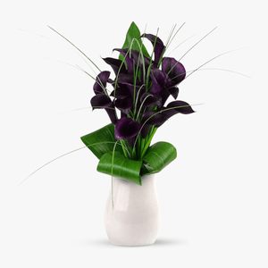 Bouquet of 17 purple calla lilies