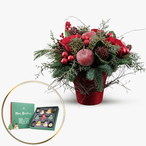 Christmas arrangement and chocolate figurines