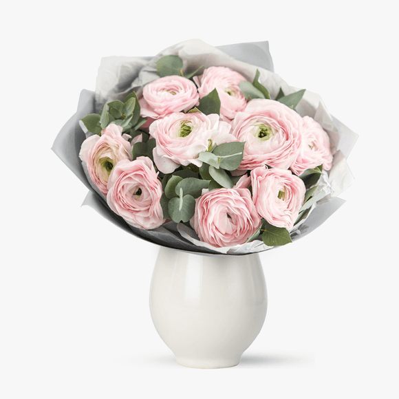 Bouquet of 9 pink ranunculus