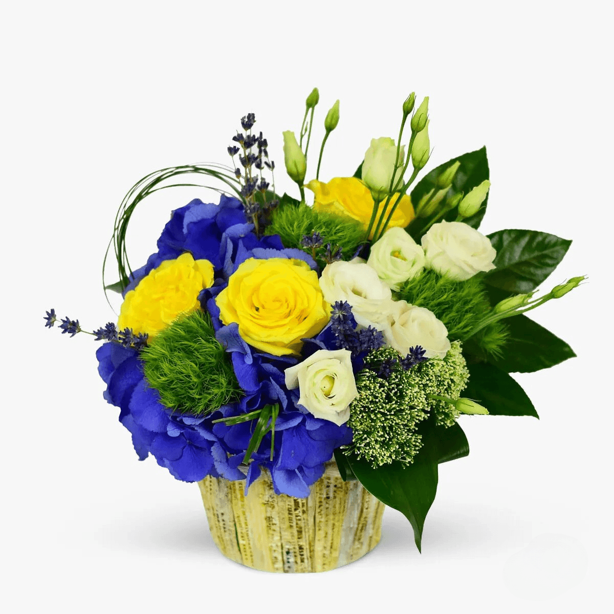 Aranjament floral cu Lisianthus albi, Trandafiri galbeni, Lavanda mov, Green tricks, Trahelium alb Flori cu drag