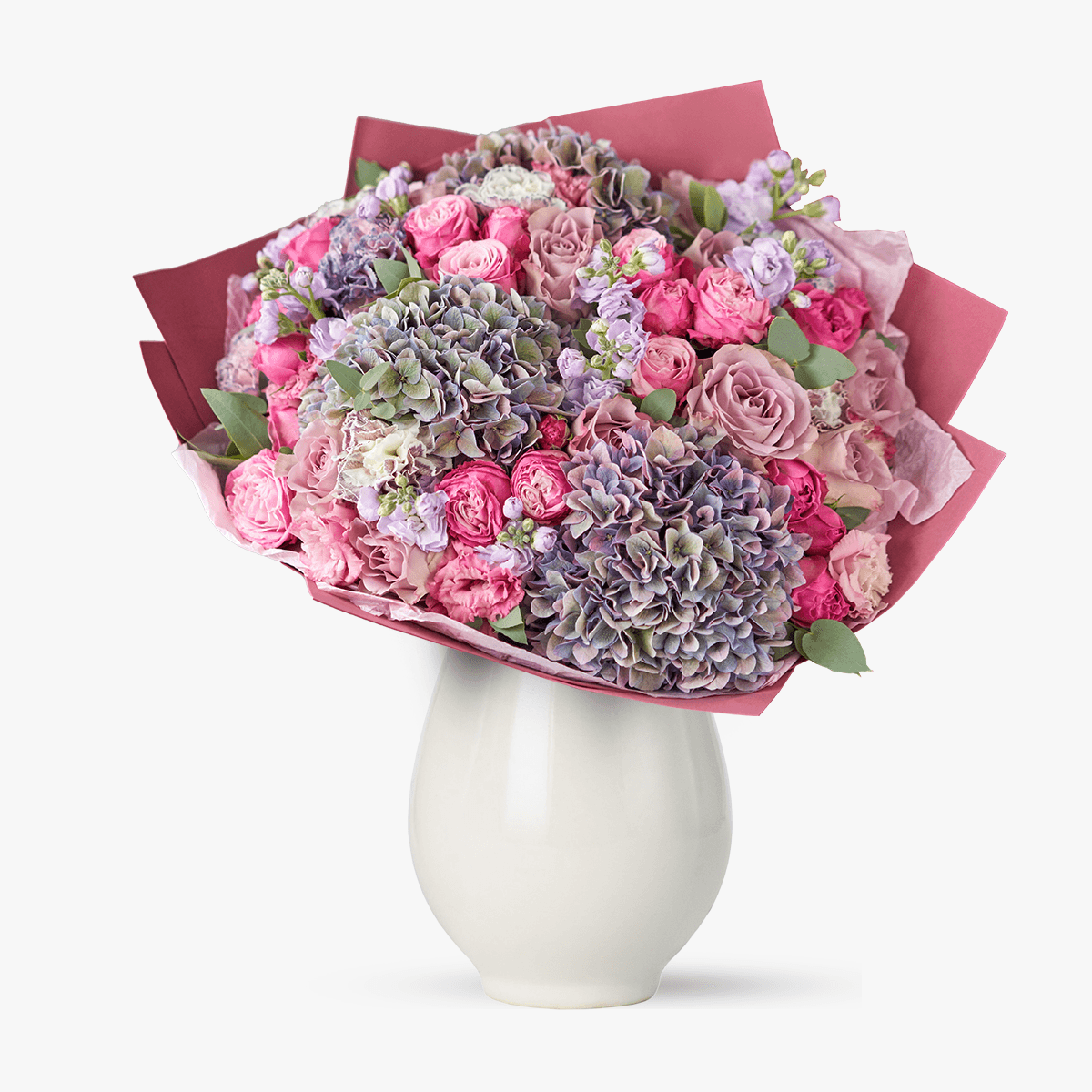 Un moment special cu 3 hydrangea mov, 9 spray roz, 7 mathiolla mov, 5 lisianthus roz, 9 trandafiri mov Flori business