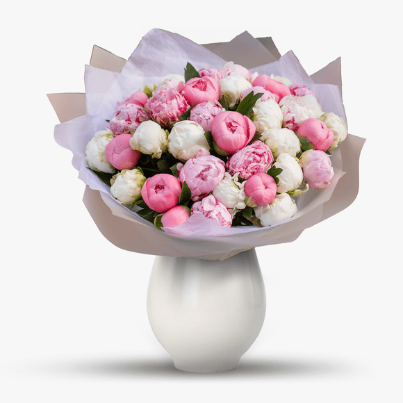 Mixed bouquet of 35 peonies