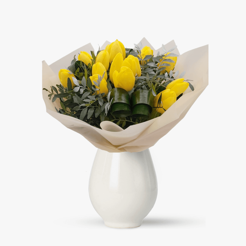 Buchet de 15 lalele galbene