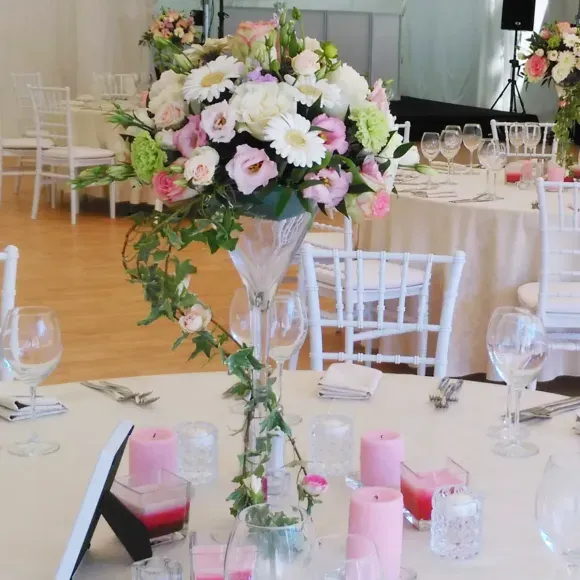 Table arrangement for baptism - Elegance